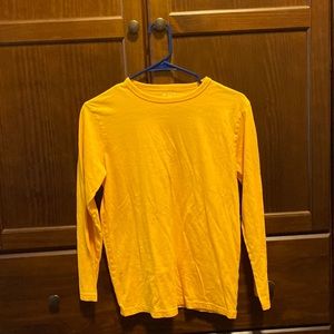 I’m selling a Place t shirt.